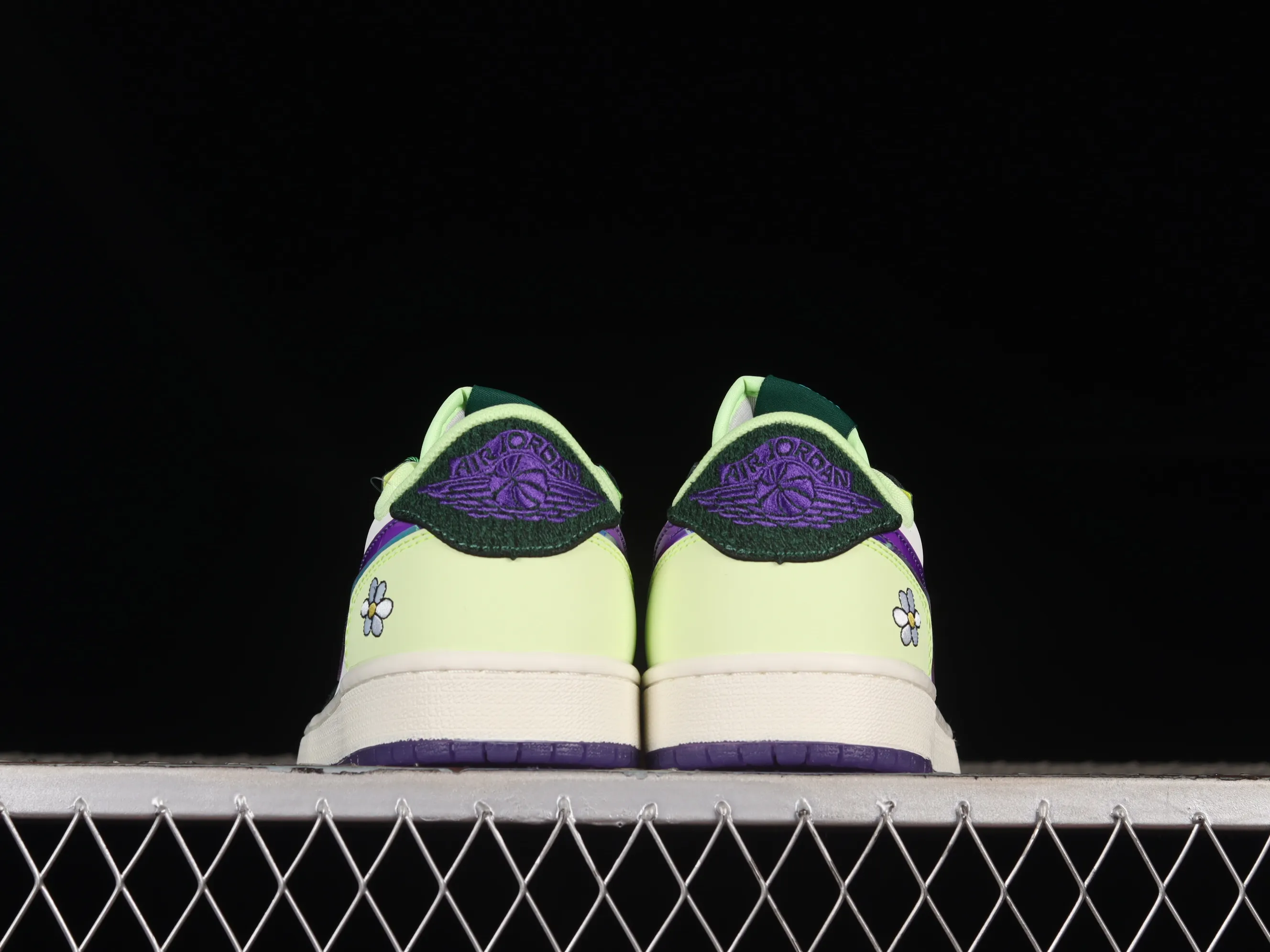 All categories Air Jordan Jordan series basketball shoes Air Jordan 1 Low Air Jordan 1 Low OG "Doernbecher" AJ1 Joe 1 charity low-top cultural and casual sneakers FD9665-351
